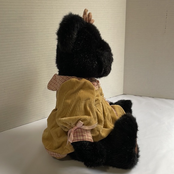 SKM Entreprises black teddy bear plush with corduroy dress vintage collectable. - Picture 4 of 12